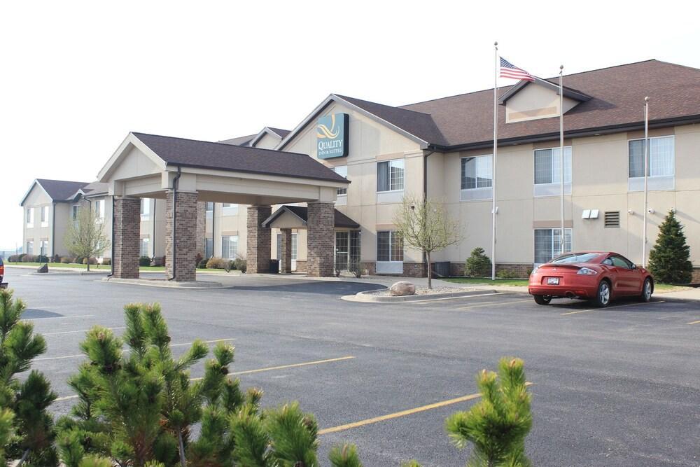 Quality Inn & Suites Lodi I-90 Luaran gambar