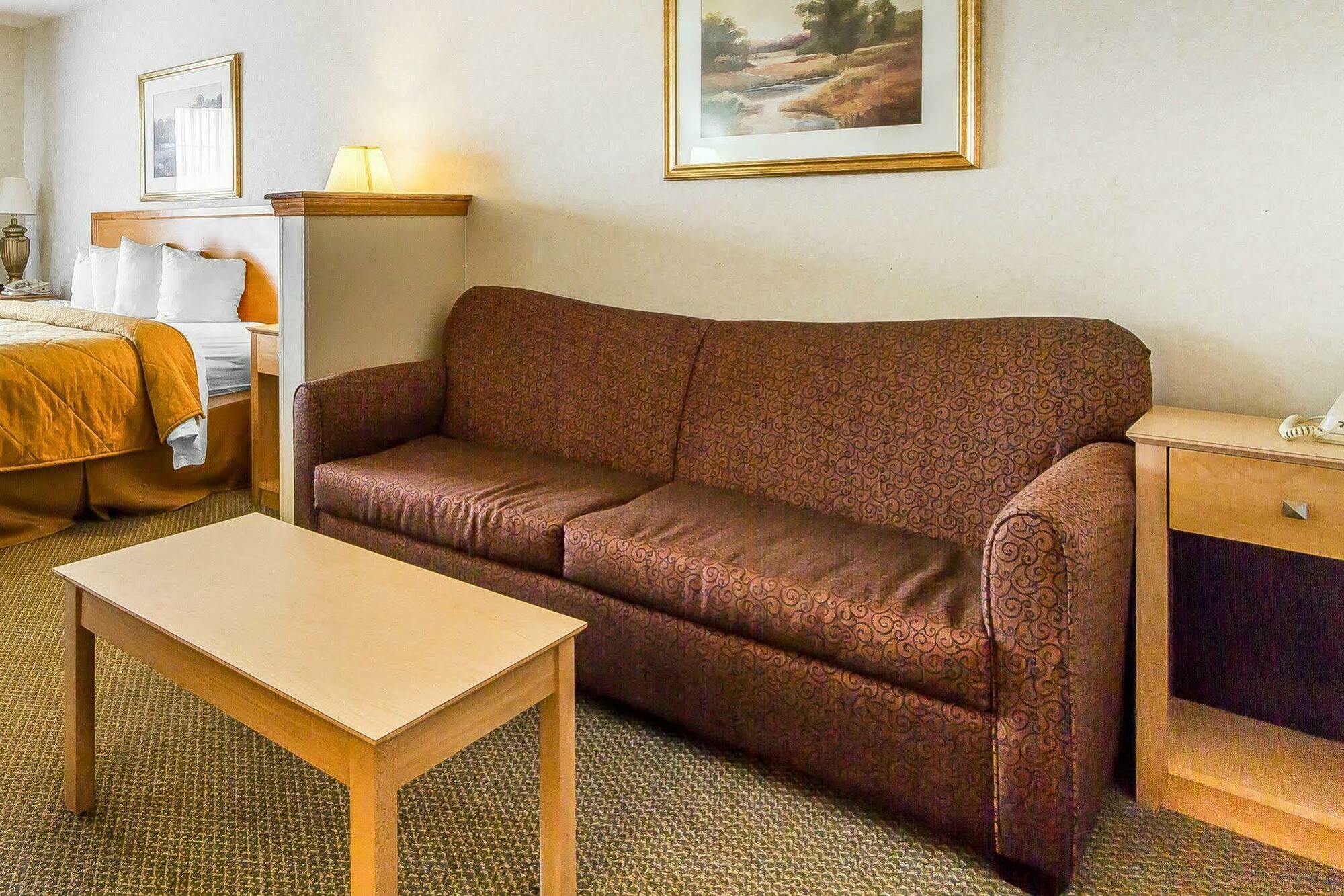 Quality Inn & Suites Lodi I-90 Luaran gambar
